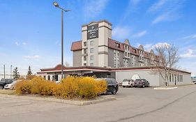 Emerald Hotel & Suites Calgary Airport